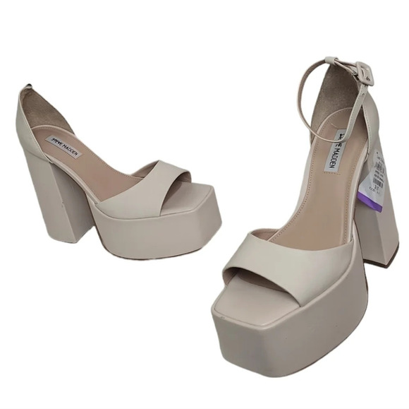 Steve Madden Kassiani Heeled Sandals - Picture 1 of 6